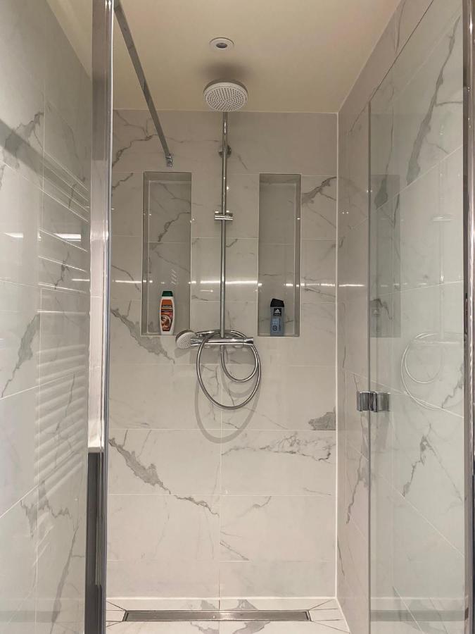 Super Appartement Refait A Neuf Beaucoup De Charme Boulogne-Billancourt Esterno foto
